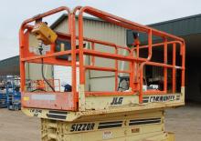 Nacelles ciseaux X su roues JLG CM 2546