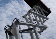 Nacelles ciseaux X su roues Holland-Lift HL-340 E30 RT