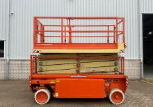 Nacelles ciseaux X su roues MBB Holland-Lift Y 83 EL 12