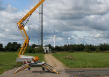 Nacelles à bras articulés montées sur camion OMMELIFT 1550 EX