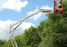 Nacelles à bras articulés montées sur camion Snorkel TL37J