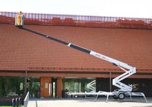 Nacelles à bras articulés montées sur camion Dino Lift Dino 260XTD