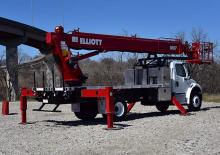 Nacelles télescopiques sur camion Elliott Equipment M87 HiReach