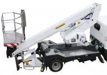 Nacelles télescopiques sur camion Palfinger P 170 TXE-E Plus