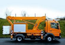 Nacelles télescopiques sur camion Bison-Palfinger TKA 16