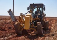 Niveleuses Caterpillar 120