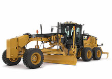Niveleuses Caterpillar 140M AWD