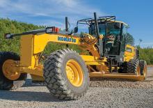 Niveleuses Komatsu GD655-6