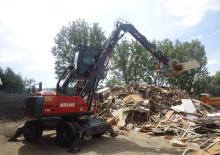 Excavatrice sur pneus Atlas 180 MH