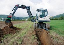 Excavatrice sur pneus Terex TW 75
