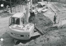 Excavatrice sur chenilles John Deere Construction 120
