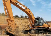 Excavatrice sur chenilles Case CX 470 B LC