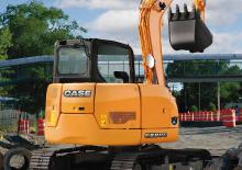 Excavatrice sur chenilles Case CX75C SR