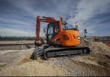 Excavatrice sur chenilles Doosan DX140LCR-5