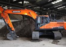 Excavatrice sur chenilles Doosan DX255NLC-5