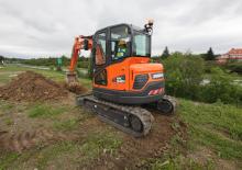 Excavatrice sur chenilles Doosan DX62R-3
