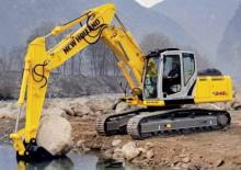 Excavatrice sur chenilles New Holland E 245 B LC
