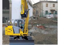 Excavatrice sur chenilles New Holland E 80 B MSR