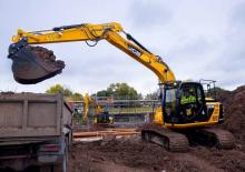 Excavatrice sur chenilles JCB JS130 LC