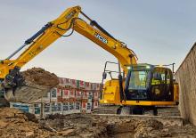 Excavatrice sur chenilles JCB JS141LC