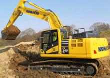 Excavatrice sur chenilles Komatsu PC240LC-11E0