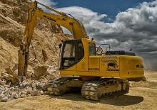 Excavatrice sur chenilles RHINO REX210