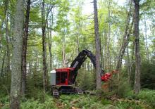 Excavatrice sur chenilles Tanguay TG360