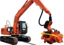 Excavatrice sur chenilles Yuchai YC130