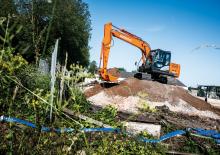 Excavatrice sur chenilles Hitachi ZX130LCN TYPE HE13