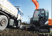 Excavatrice sur chenilles Hitachi ZX70-5G