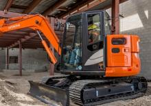 Excavatrice sur chenilles Hitachi ZX85USB-6