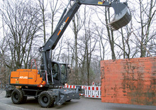 Excavatrice sur pneus Atlas 240 W