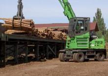 Excavatrice sur pneus Sennebogen 723 M-HD