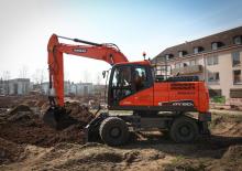 Excavatrice sur pneus Doosan DX 190 W