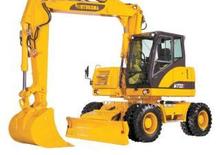 Excavatrice sur pneus Hydrema M 1700
