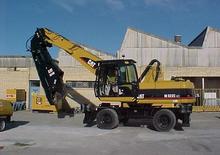 Excavatrice sur pneus Caterpillar M 322 C MH