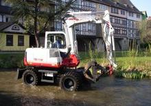 Excavatrice sur pneus Takeuchi TB 175 W