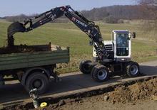 Excavatrice sur pneus Terex TW 85