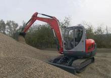 Excavatrice sur chenilles Neuson 8003