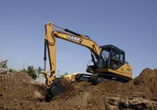 Excavatrice sur chenilles Case CX 130 C Blade