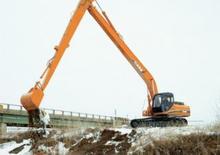 Excavatrice sur chenilles Case CX 240 LC