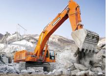 Excavatrice sur chenilles Doosan DX700LC