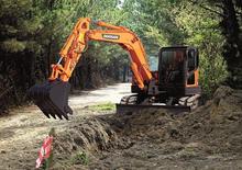 Excavatrice sur chenilles Doosan DX 80 R 3