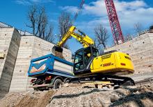 Excavatrice sur chenilles New Holland E 195 LC