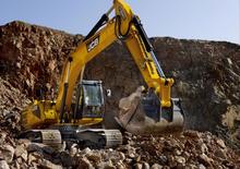 Excavatrice sur chenilles JCB JS 260 LC