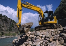 Excavatrice sur chenilles Komatsu PC128US-3