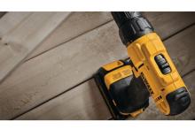 Perceuses et visseuses sans fil DEWALT DCD771C2