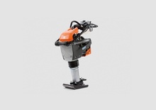 Pilonneuses à essence et diesel Husqvarna LT 5005