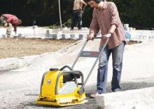 Plaques vibrantes unidirectionnelles Wacker Neuson WP1550Aw