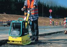 Plaques vibrantes réversibles Ammann AVP 3020